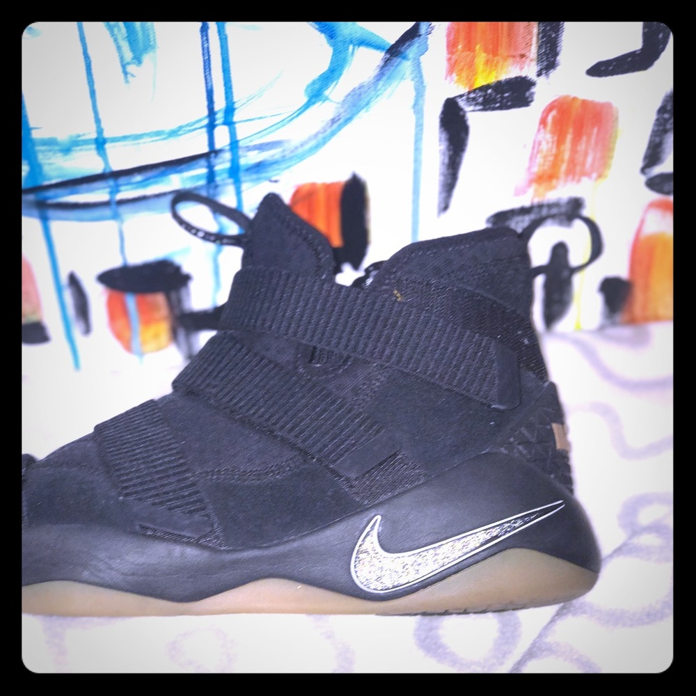 Nike LeBron Soldiers Xl